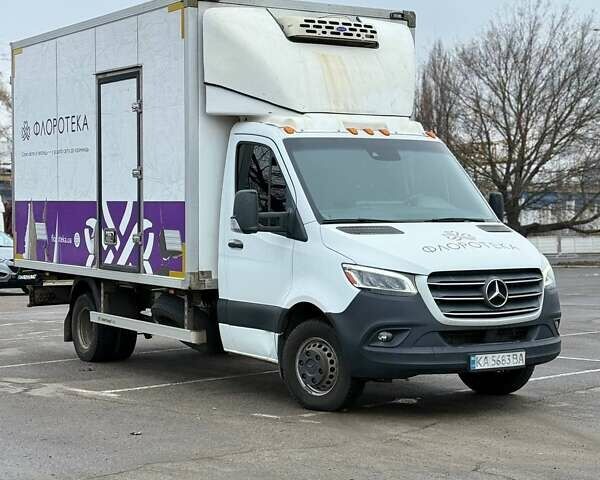 Белый Мерседес Sprinter, объемом двигателя 2.99 л и пробегом 472 тыс. км за 34000 $, фото 6 на Automoto.ua