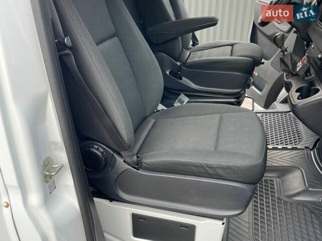 Белый Мерседес Sprinter, объемом двигателя 3 л и пробегом 253 тыс. км за 28500 $, фото 48 на Automoto.ua
