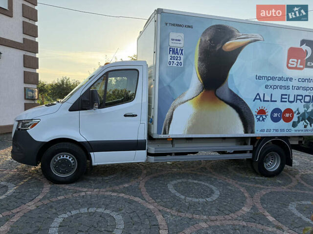 Белый Мерседес Sprinter, объемом двигателя 2.99 л и пробегом 20 тыс. км за 70000 $, фото 2 на Automoto.ua