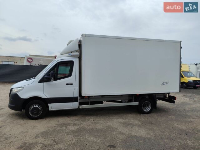 Белый Мерседес Sprinter, объемом двигателя 2.1 л и пробегом 244 тыс. км за 29900 $, фото 2 на Automoto.ua
