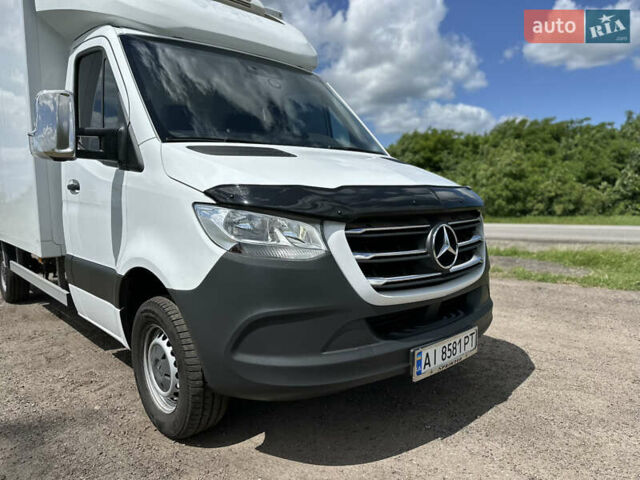 Белый Мерседес Sprinter, объемом двигателя 2.2 л и пробегом 400 тыс. км за 28999 $, фото 1 на Automoto.ua