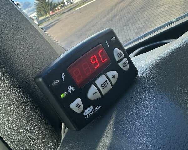 Белый Мерседес Sprinter, объемом двигателя 2.2 л и пробегом 218 тыс. км за 34550 $, фото 52 на Automoto.ua