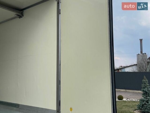 Белый Мерседес Sprinter, объемом двигателя 3 л и пробегом 253 тыс. км за 28500 $, фото 21 на Automoto.ua