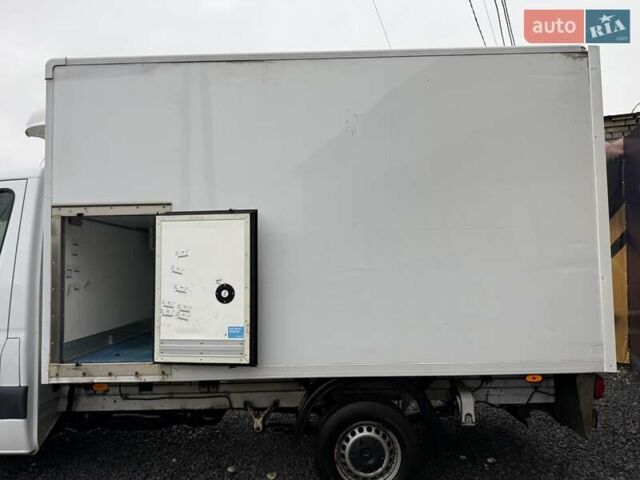 Белый Мерседес Sprinter, объемом двигателя 0 л и пробегом 330 тыс. км за 22000 $, фото 5 на Automoto.ua