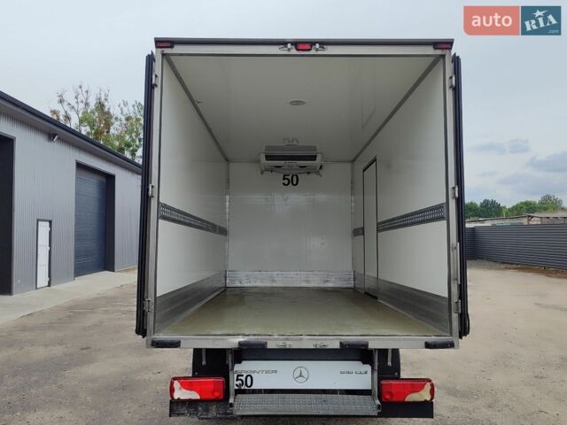 Белый Мерседес Sprinter, объемом двигателя 2.1 л и пробегом 244 тыс. км за 29900 $, фото 16 на Automoto.ua