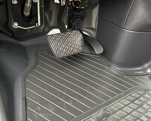 Білий Мерседес Sprinter, об'ємом двигуна 2.14 л та пробігом 280 тис. км за 28500 $, фото 29 на Automoto.ua