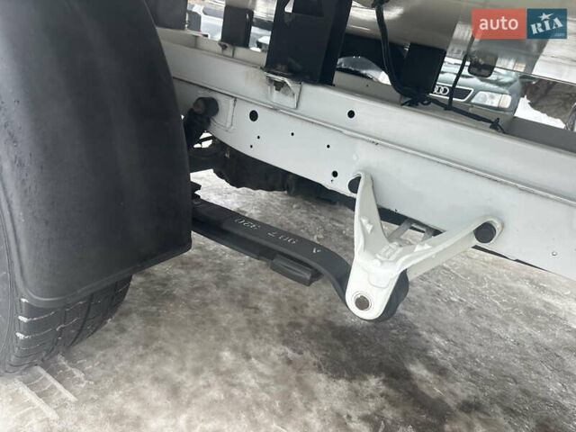 Білий Мерседес Sprinter, об'ємом двигуна 2.2 л та пробігом 256 тис. км за 27700 $, фото 34 на Automoto.ua