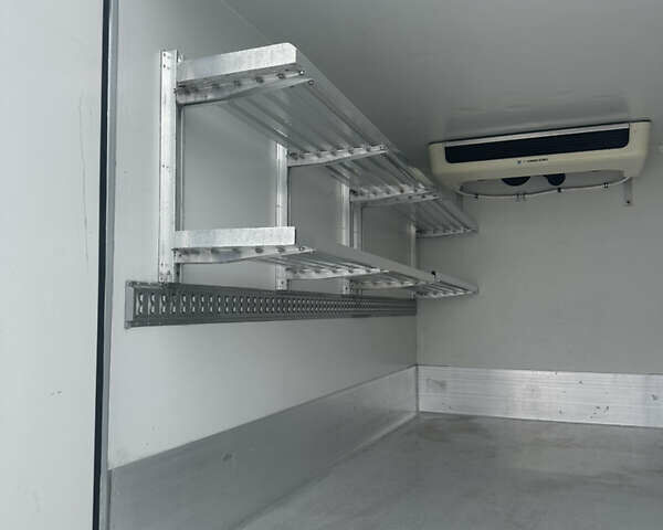 Білий Мерседес Sprinter, об'ємом двигуна 2.2 л та пробігом 256 тис. км за 27700 $, фото 20 на Automoto.ua