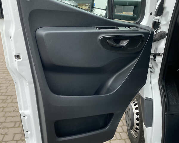 Білий Мерседес Sprinter, об'ємом двигуна 2.14 л та пробігом 280 тис. км за 28500 $, фото 20 на Automoto.ua