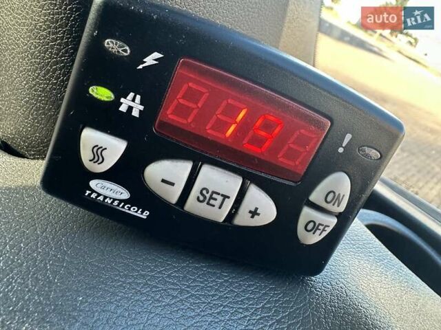 Белый Мерседес Sprinter, объемом двигателя 2.2 л и пробегом 218 тыс. км за 34550 $, фото 46 на Automoto.ua