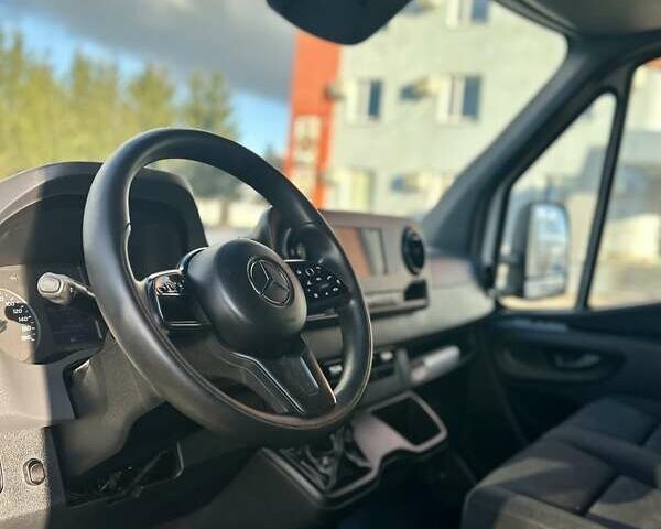 Белый Мерседес Sprinter, объемом двигателя 2.2 л и пробегом 218 тыс. км за 34550 $, фото 49 на Automoto.ua