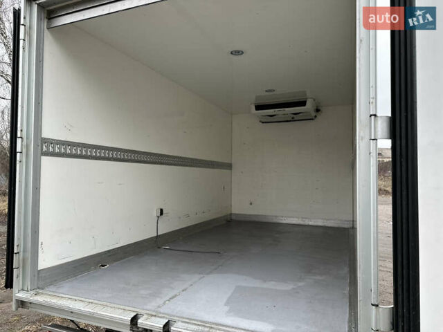 Белый Мерседес Sprinter, объемом двигателя 2.2 л и пробегом 400 тыс. км за 28999 $, фото 35 на Automoto.ua