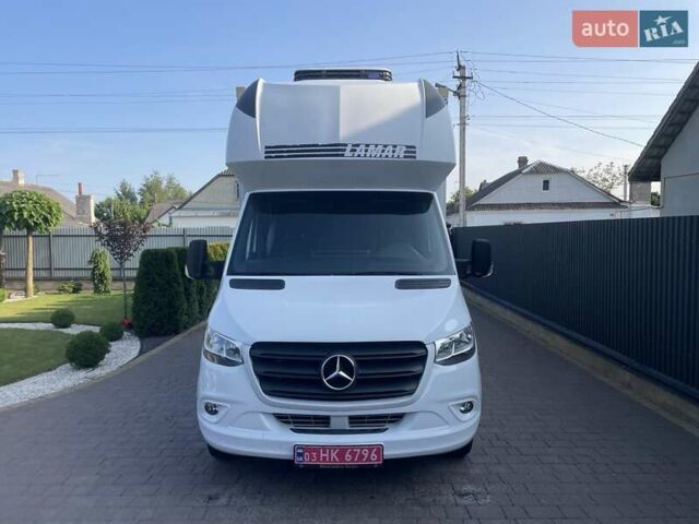 Белый Мерседес Sprinter, объемом двигателя 3 л и пробегом 254 тыс. км за 28500 $, фото 5 на Automoto.ua