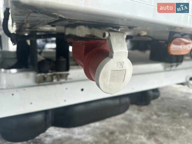 Білий Мерседес Sprinter, об'ємом двигуна 2.2 л та пробігом 256 тис. км за 27700 $, фото 42 на Automoto.ua