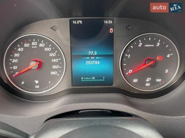 Белый Мерседес Sprinter, объемом двигателя 3 л и пробегом 253 тыс. км за 28500 $, фото 40 на Automoto.ua