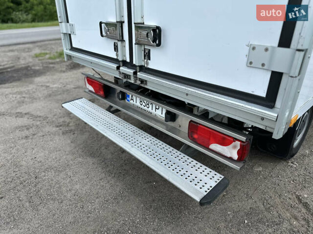 Белый Мерседес Sprinter, объемом двигателя 2.2 л и пробегом 400 тыс. км за 28999 $, фото 14 на Automoto.ua