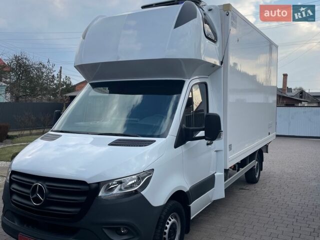 Белый Мерседес Sprinter, объемом двигателя 3 л и пробегом 253 тыс. км за 28500 $, фото 3 на Automoto.ua