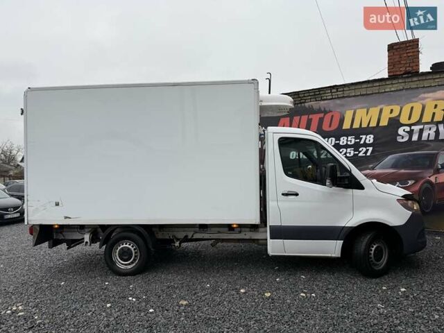 Белый Мерседес Sprinter, объемом двигателя 0 л и пробегом 330 тыс. км за 22000 $, фото 11 на Automoto.ua