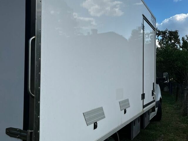 Білий Мерседес Sprinter, об'ємом двигуна 3 л та пробігом 870 тис. км за 29999 $, фото 3 на Automoto.ua