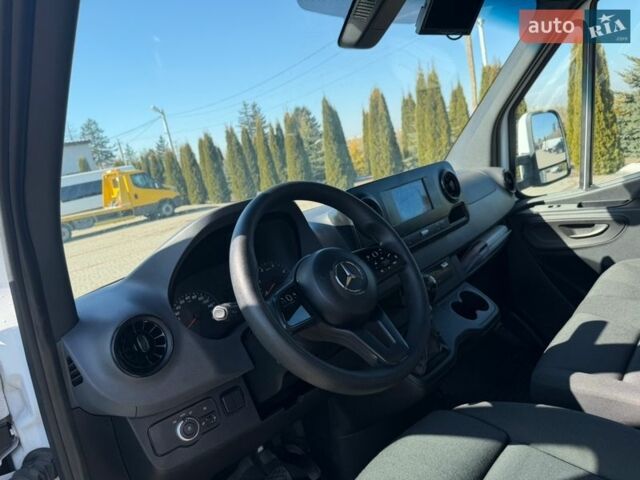 Белый Мерседес Sprinter, объемом двигателя 2.14 л и пробегом 234 тыс. км за 24000 $, фото 9 на Automoto.ua