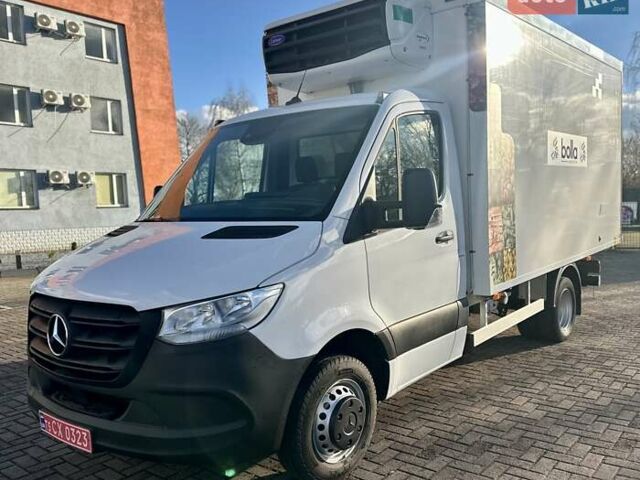 Белый Мерседес Sprinter, объемом двигателя 2.2 л и пробегом 218 тыс. км за 34550 $, фото 5 на Automoto.ua
