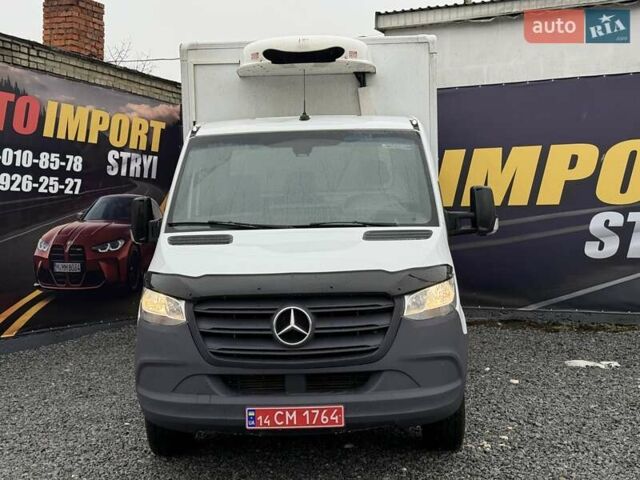 Белый Мерседес Sprinter, объемом двигателя 0 л и пробегом 330 тыс. км за 22000 $, фото 7 на Automoto.ua