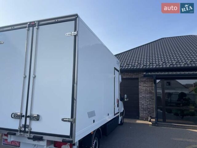 Білий Мерседес Sprinter, об'ємом двигуна 3 л та пробігом 254 тис. км за 28000 $, фото 6 на Automoto.ua