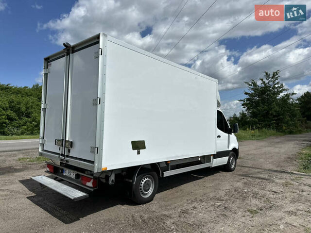 Белый Мерседес Sprinter, объемом двигателя 2.2 л и пробегом 400 тыс. км за 28999 $, фото 13 на Automoto.ua