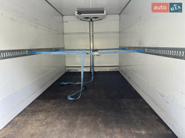 Белый Мерседес Sprinter, объемом двигателя 2.2 л и пробегом 300 тыс. км за 28500 $, фото 32 на Automoto.ua