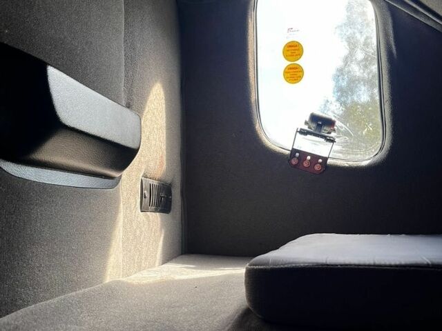 Білий Мерседес Sprinter, об'ємом двигуна 3 л та пробігом 870 тис. км за 29999 $, фото 9 на Automoto.ua