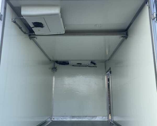 Білий Мерседес Sprinter, об'ємом двигуна 3 л та пробігом 255 тис. км за 29000 $, фото 13 на Automoto.ua