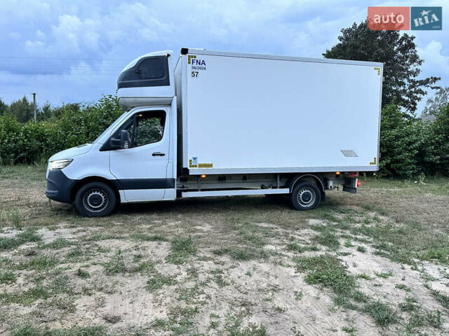 Белый Мерседес Sprinter, объемом двигателя 3 л и пробегом 591 тыс. км за 29000 $, фото 23 на Automoto.ua