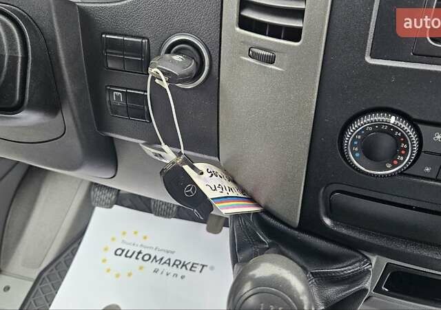 Білий Мерседес Sprinter, об'ємом двигуна 2.2 л та пробігом 171 тис. км за 29800 $, фото 38 на Automoto.ua