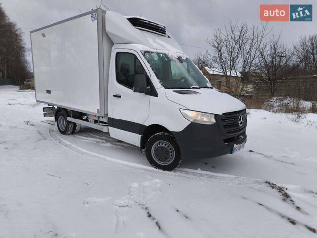 Білий Мерседес Sprinter, об'ємом двигуна 2.2 л та пробігом 242 тис. км за 32500 $, фото 1 на Automoto.ua