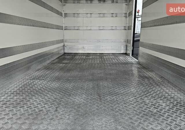 Білий Мерседес Sprinter, об'ємом двигуна 2.2 л та пробігом 171 тис. км за 29800 $, фото 30 на Automoto.ua