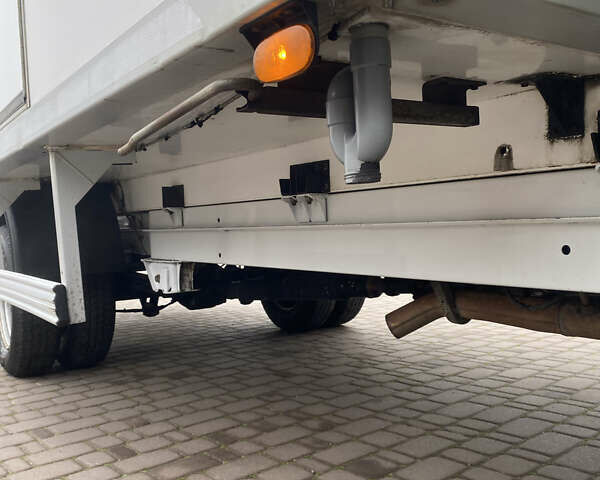 Білий Мерседес Sprinter, об'ємом двигуна 2.14 л та пробігом 280 тис. км за 28500 $, фото 45 на Automoto.ua