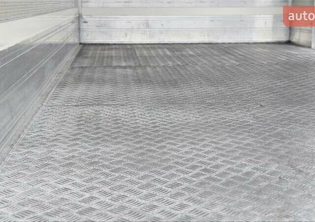 Білий Мерседес Sprinter, об'ємом двигуна 2.2 л та пробігом 171 тис. км за 29800 $, фото 28 на Automoto.ua