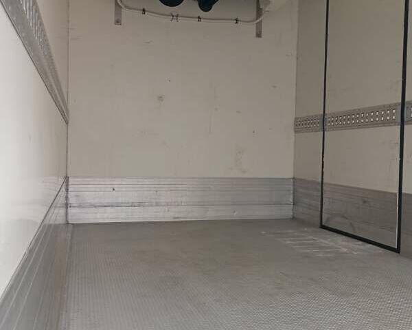 Белый Мерседес Sprinter, объемом двигателя 0 л и пробегом 3 тыс. км за 16500 $, фото 9 на Automoto.ua