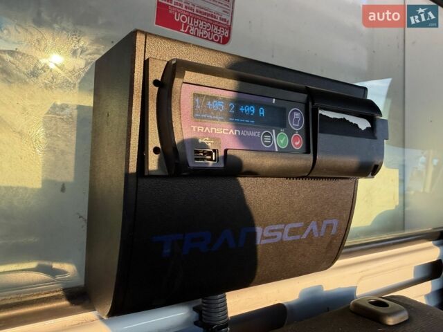 Білий Мерседес Sprinter, об'ємом двигуна 2.2 л та пробігом 243 тис. км за 24300 $, фото 5 на Automoto.ua
