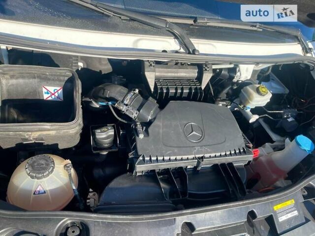 Білий Мерседес Sprinter, об'ємом двигуна 2.15 л та пробігом 277 тис. км за 25000 $, фото 14 на Automoto.ua