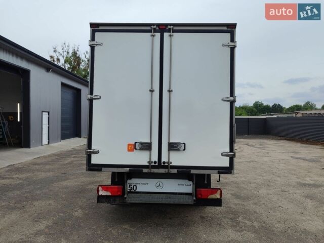 Белый Мерседес Sprinter, объемом двигателя 2.1 л и пробегом 244 тыс. км за 29900 $, фото 8 на Automoto.ua
