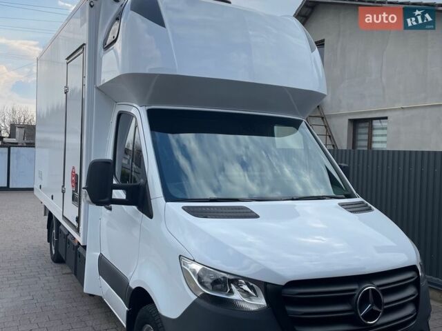 Белый Мерседес Sprinter, объемом двигателя 3 л и пробегом 253 тыс. км за 28500 $, фото 4 на Automoto.ua