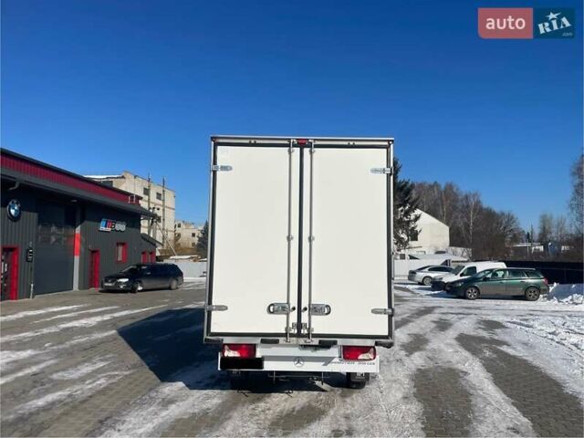 Білий Мерседес Sprinter, об'ємом двигуна 3 л та пробігом 255 тис. км за 29000 $, фото 4 на Automoto.ua