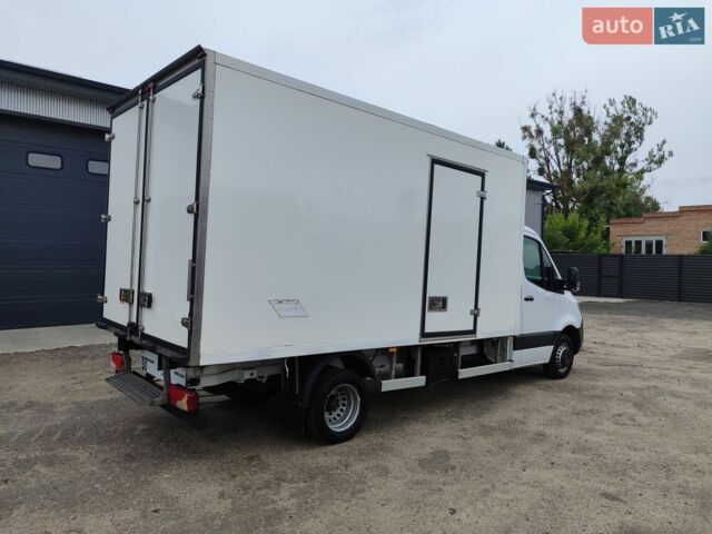 Белый Мерседес Sprinter, объемом двигателя 2.1 л и пробегом 244 тыс. км за 29900 $, фото 7 на Automoto.ua