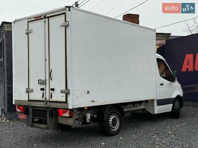 Белый Мерседес Sprinter, объемом двигателя 0 л и пробегом 330 тыс. км за 22000 $, фото 10 на Automoto.ua