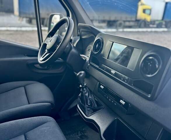 Белый Мерседес Sprinter, объемом двигателя 2.2 л и пробегом 218 тыс. км за 34550 $, фото 54 на Automoto.ua