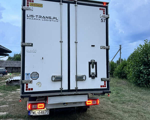 Белый Мерседес Sprinter, объемом двигателя 3 л и пробегом 591 тыс. км за 29000 $, фото 17 на Automoto.ua