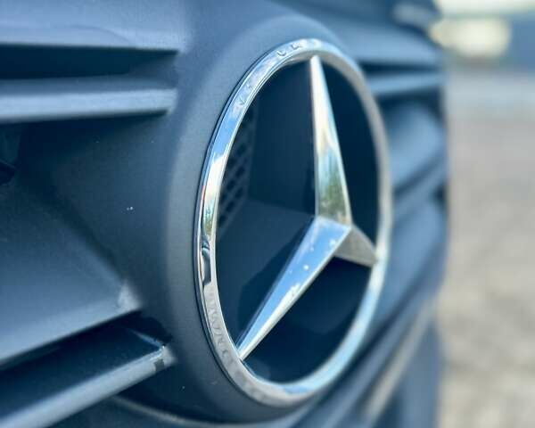 Белый Мерседес Sprinter, объемом двигателя 2.2 л и пробегом 218 тыс. км за 34550 $, фото 27 на Automoto.ua