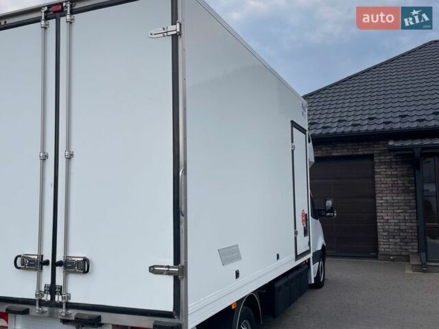 Белый Мерседес Sprinter, объемом двигателя 3 л и пробегом 253 тыс. км за 28500 $, фото 10 на Automoto.ua