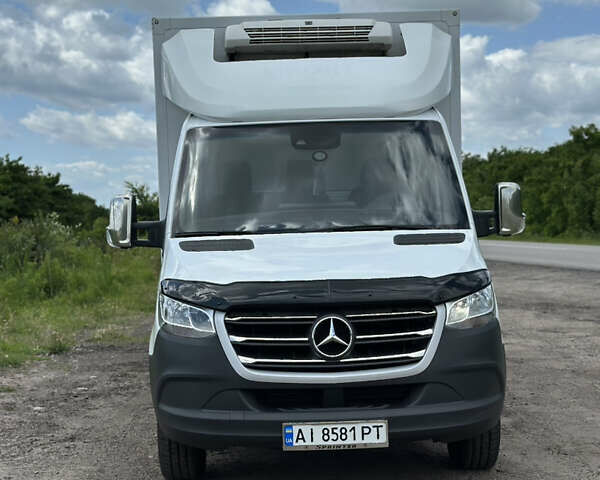 Белый Мерседес Sprinter, объемом двигателя 2.2 л и пробегом 400 тыс. км за 28999 $, фото 5 на Automoto.ua